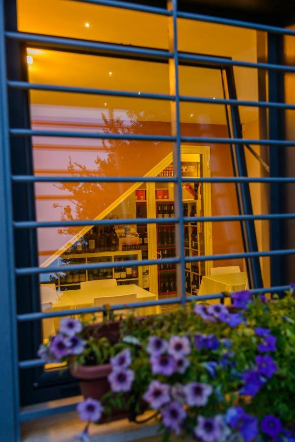 Bocca Di Bacco Bed & Breakfast Cimitile Dış mekan fotoğraf